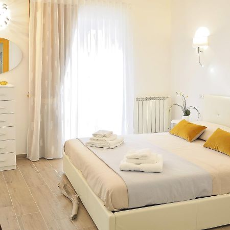Duca70 "Suite Home" Таранто Екстер'єр фото